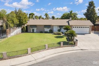 2804 Stanyan Court, Bakersfield, CA 93309