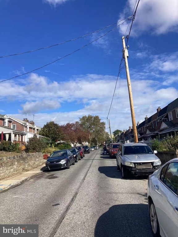 275 GLENDALE RD, Upper Darby, PA 19082