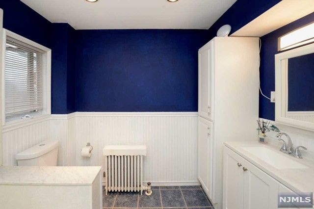 38 Elberon Avenue, Hawthorne, NJ 07506