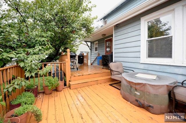 38 Elberon Avenue, Hawthorne, NJ 07506
