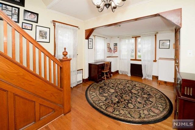 38 Elberon Avenue, Hawthorne, NJ 07506