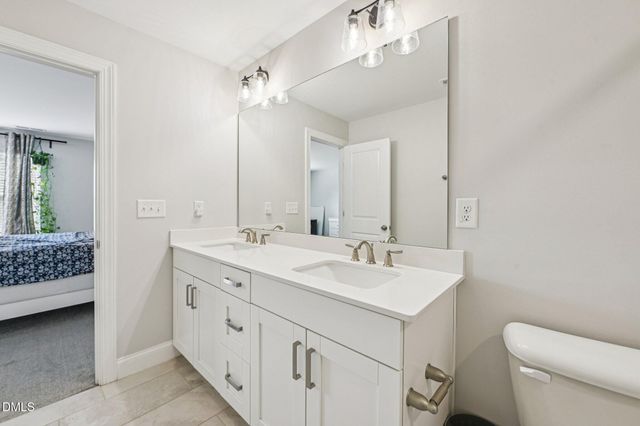 324 Old Grove Ln, Apex, NC 27502