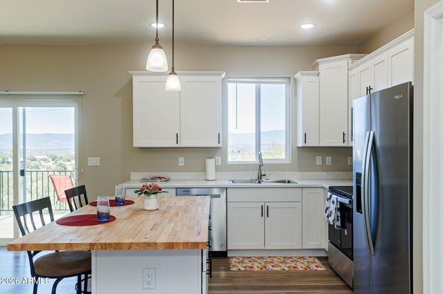 4655 E KERRY Drive, Rimrock, AZ 86335