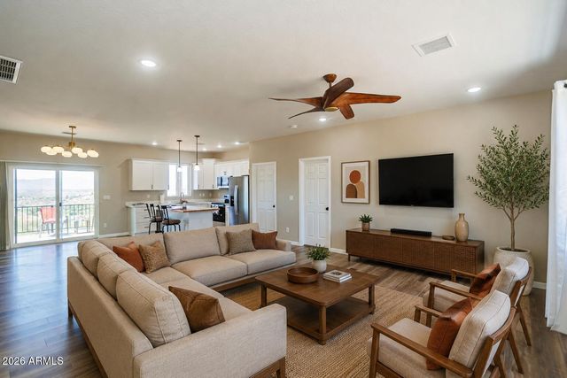 4655 E KERRY Drive, Rimrock, AZ 86335