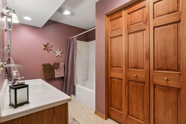 8060 Turtle Creek Boulevard, Minnetrista, MN 55375