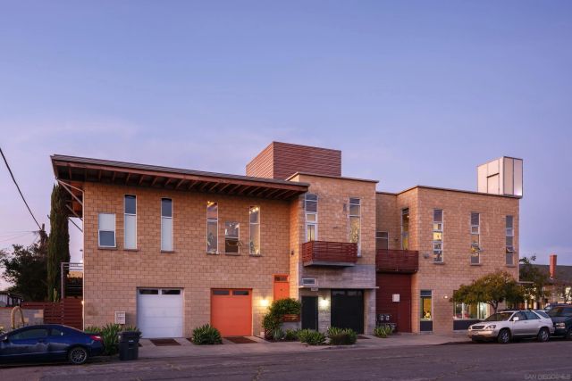2202 30th St, San Diego, CA 92104