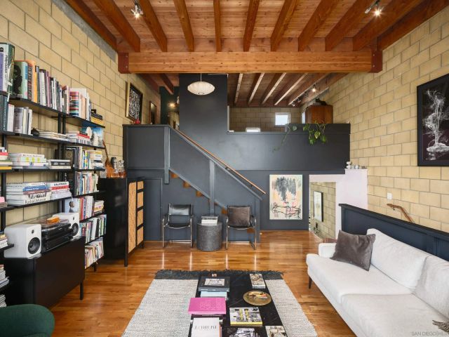 2202 30th St, San Diego, CA 92104