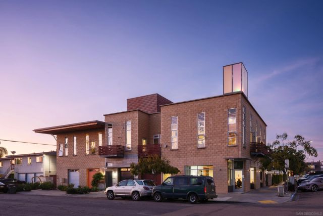 2202 30th St, San Diego, CA 92104