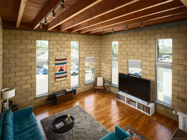 2202 30th St, San Diego, CA 92104