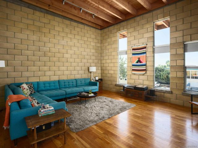 2202 30th St, San Diego, CA 92104