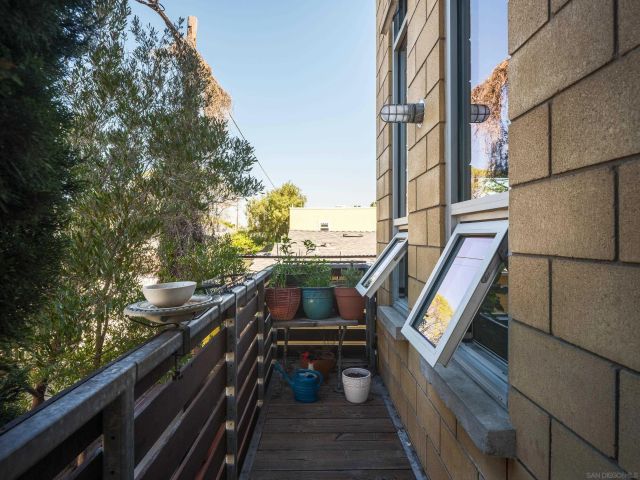 2202 30th St, San Diego, CA 92104