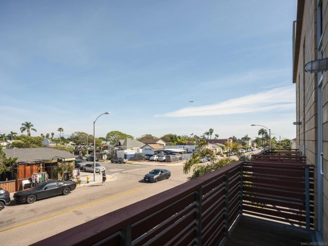 2202 30th St, San Diego, CA 92104