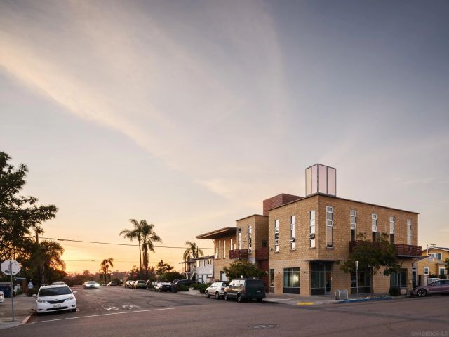 2202 30th St, San Diego, CA 92104