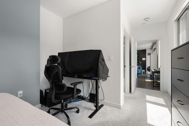 65 Lewis St 216, Boston, MA 02128