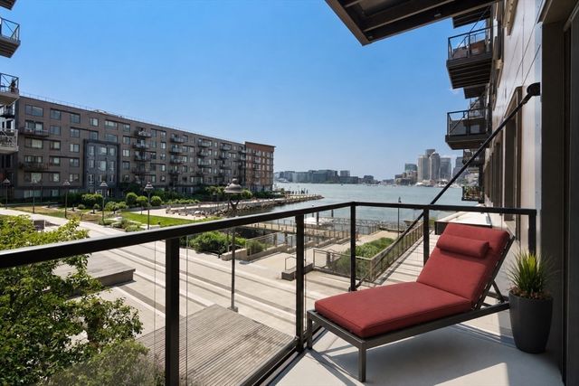 65 Lewis St 216, Boston, MA 02128