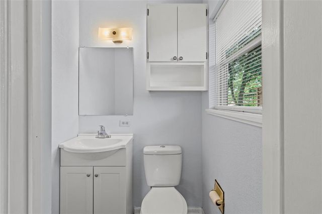514 E Foley Street, Alvin, TX 77511