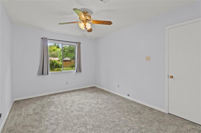 514 E Foley Street, Alvin, TX 77511