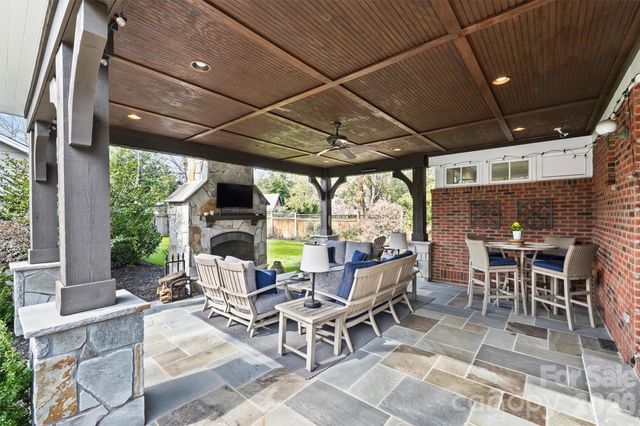 1912 Dilworth Road E, Charlotte, NC 28203