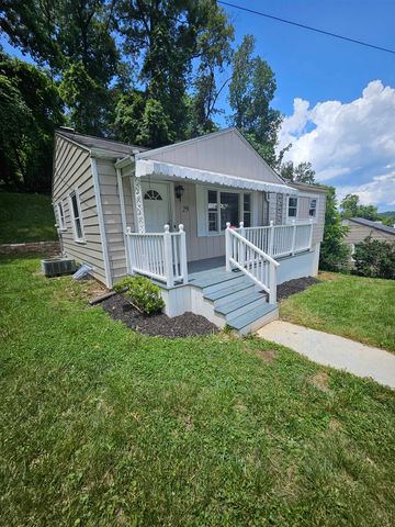 29 S Queens Court, Huntington, WV 25705