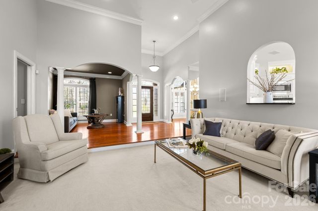 433 Gregan Court, Matthews, NC 28104