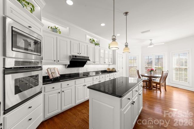 433 Gregan Court, Matthews, NC 28104