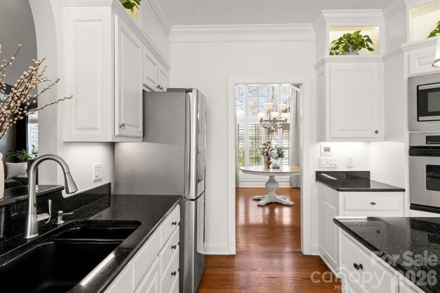 433 Gregan Court, Matthews, NC 28104