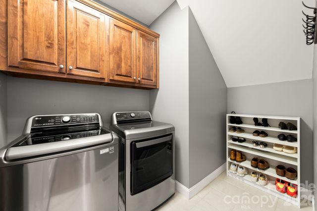 433 Gregan Court, Matthews, NC 28104