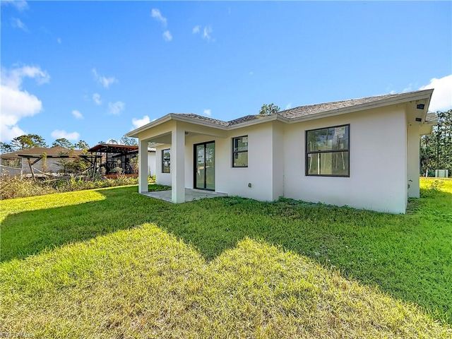 3525 43rd AVE NE, Naples, FL 34120