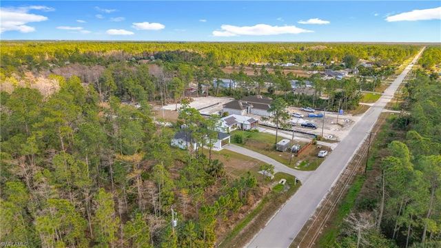 3525 43rd AVE NE, Naples, FL 34120