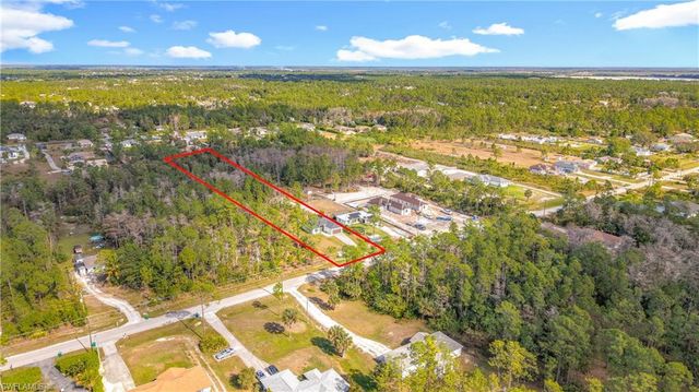 3525 43rd AVE NE, Naples, FL 34120