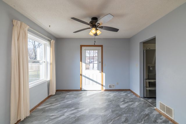 1579 Grandview Avenue E, Maplewood, MN 55109