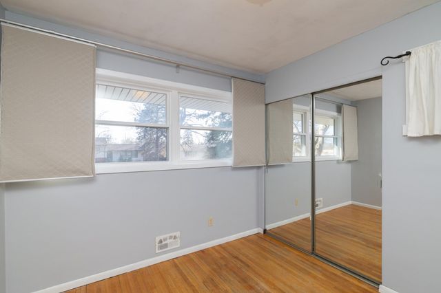 1579 Grandview Avenue E, Maplewood, MN 55109