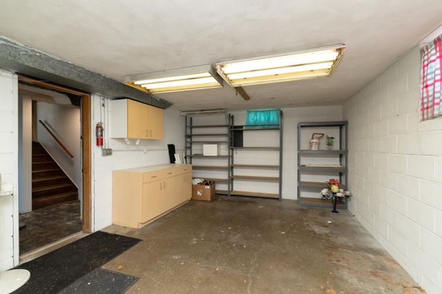 1579 Grandview Avenue E, Maplewood, MN 55109