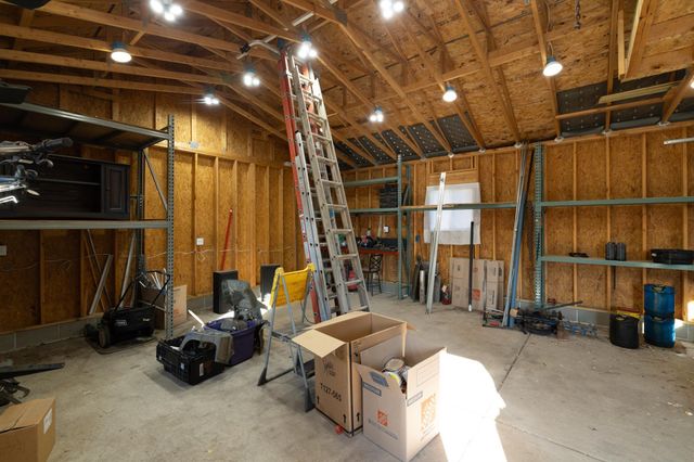 1579 Grandview Avenue E, Maplewood, MN 55109