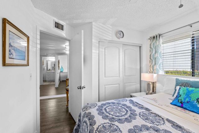 3138 Via Poinciana 116, Lake Worth, FL 33467