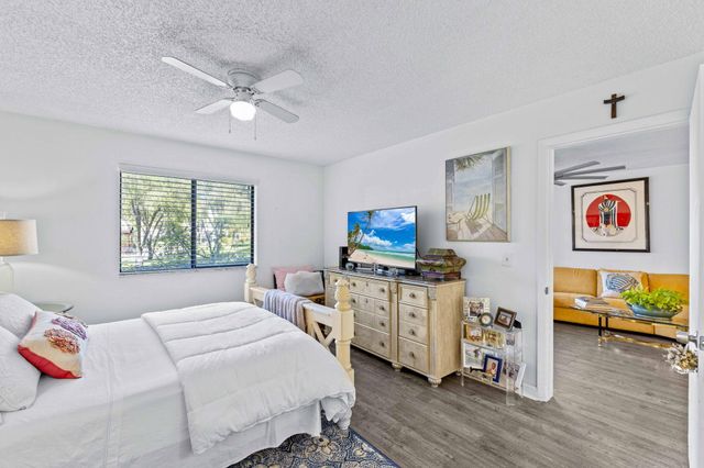 3138 Via Poinciana 116, Lake Worth, FL 33467