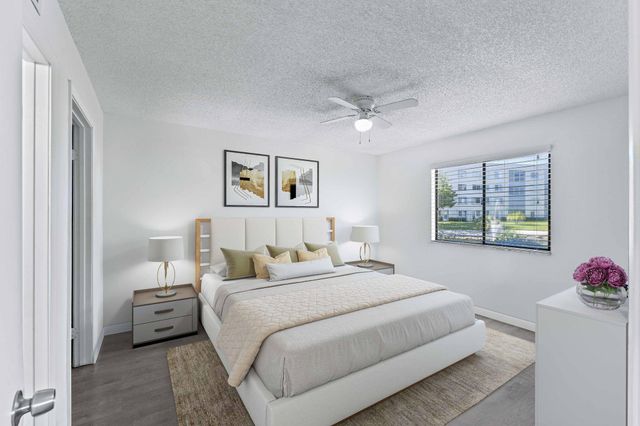 3138 Via Poinciana 116, Lake Worth, FL 33467