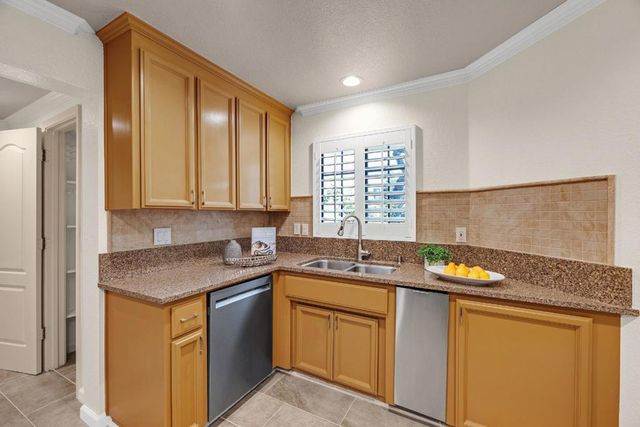 39269 Marbella Terraza 8N, Fremont, CA 94538