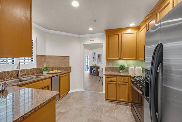 39269 Marbella Terraza 8N, Fremont, CA 94538