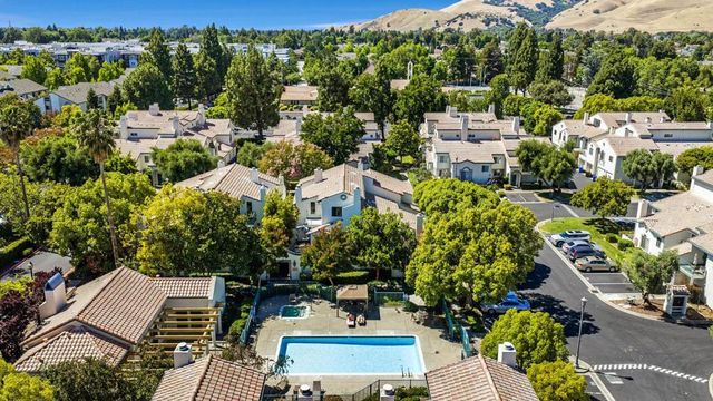 39269 Marbella Terraza 8N, Fremont, CA 94538