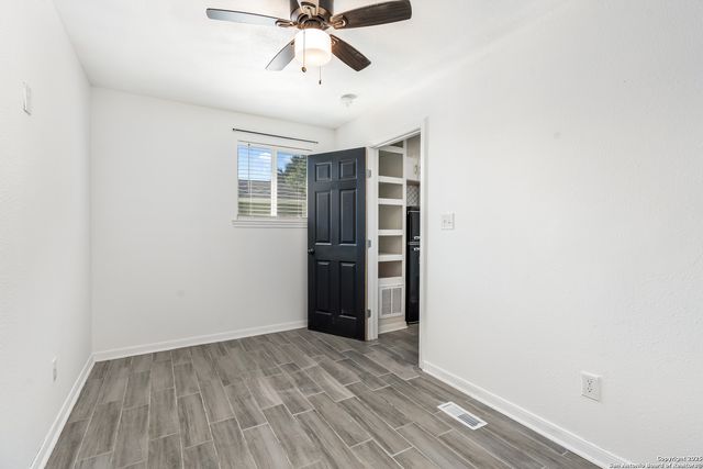 183 Alhaven, San Antonio, TX 78210