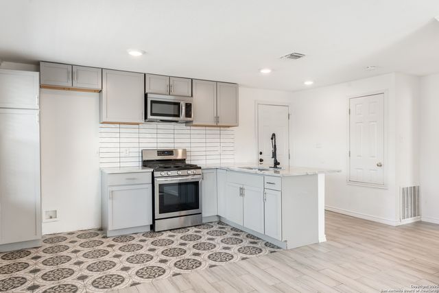 183 Alhaven, San Antonio, TX 78210