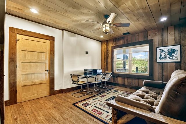 185 Logan Drive, Mineral Bluff, GA 30559