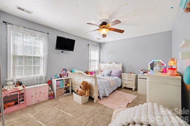 2056 Redberry Lane, Conover, NC 28613