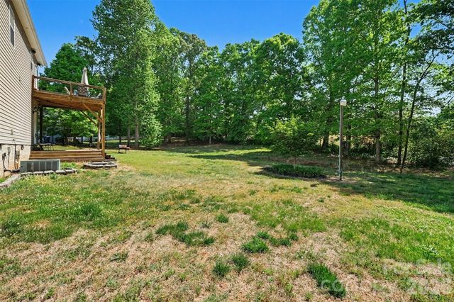 2056 Redberry Lane, Conover, NC 28613
