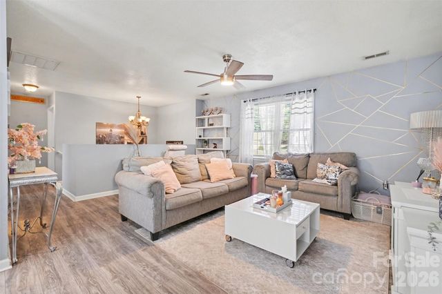 2056 Redberry Lane, Conover, NC 28613
