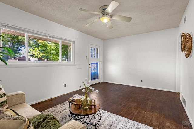 2638 Ontario St, Pueblo, CO 81004