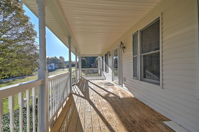 410 Lakeridge Street, Kingsport, TN 37663