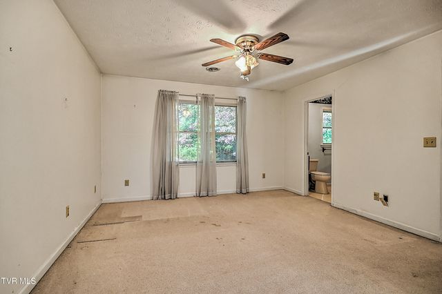 410 Lakeridge Street, Kingsport, TN 37663