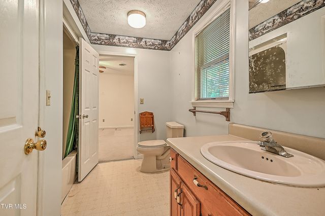 410 Lakeridge Street, Kingsport, TN 37663